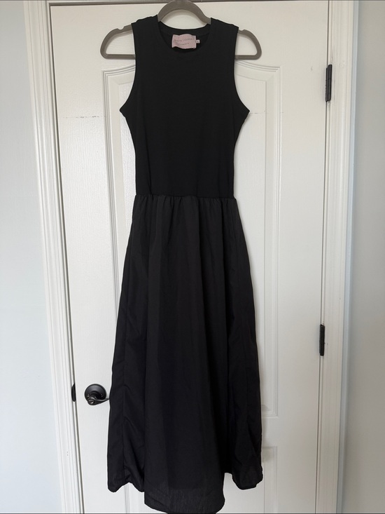 White Closet Dresses & Skirts - White Closet Sleeveless Black Maxi Dress